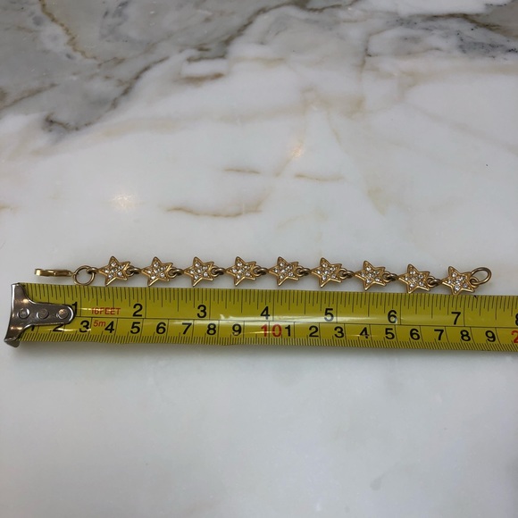 SUPER SPARKLY GOLD-TONE STAR BRACELET W/LOBSTER CLASP & BEAUTIFUL CRYSTALS ๐๐ - Picture 2 of 3